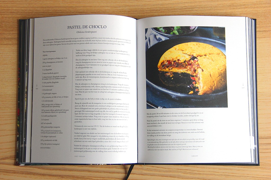Eat Vegan, het boek van de koks achter het Australische restaurant Smiths & Daughters. Een eigenwijs en verrassend kookboek originele, toevallig volledig veganistische recepten. Lees de volledige boekrecensie op Lauriekoek.nl!